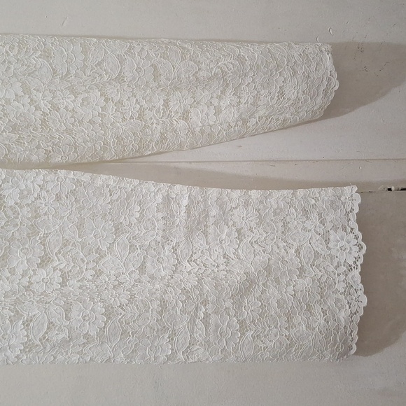 NWT ECRU WHITE GLAM LACE DETAIL CROPPED PANTS - Picture 7 of 9
